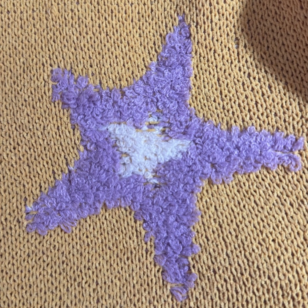 NEW POL Oversized Yellow Star Sweater Front/Back Size Small - Picture 4 of 5